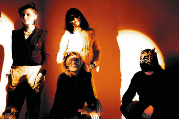 Cinema: «Miao Zhao & Jamira Estrada / Gina Estrada & Las Milagritas» in Ilanz (gdl_923568858_image)