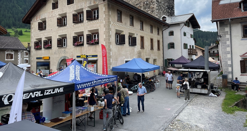 Dorfmarkt Bergün (gdl_923576021_image)