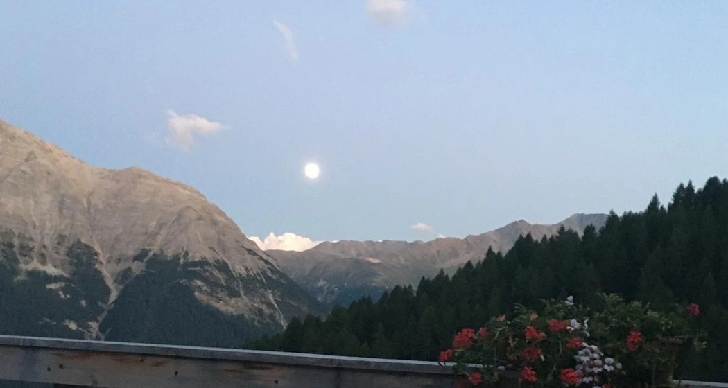 Vollmond-Frauenkreis mit Tanja & Kulinarik auf der Alp (gdl_923790413_image)