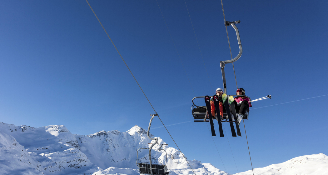 Water Slide (gdl_923898299_image)