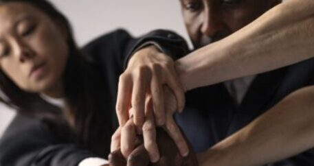 Heka – Nichts ist, wie es scheint (gdl_924224898_image)