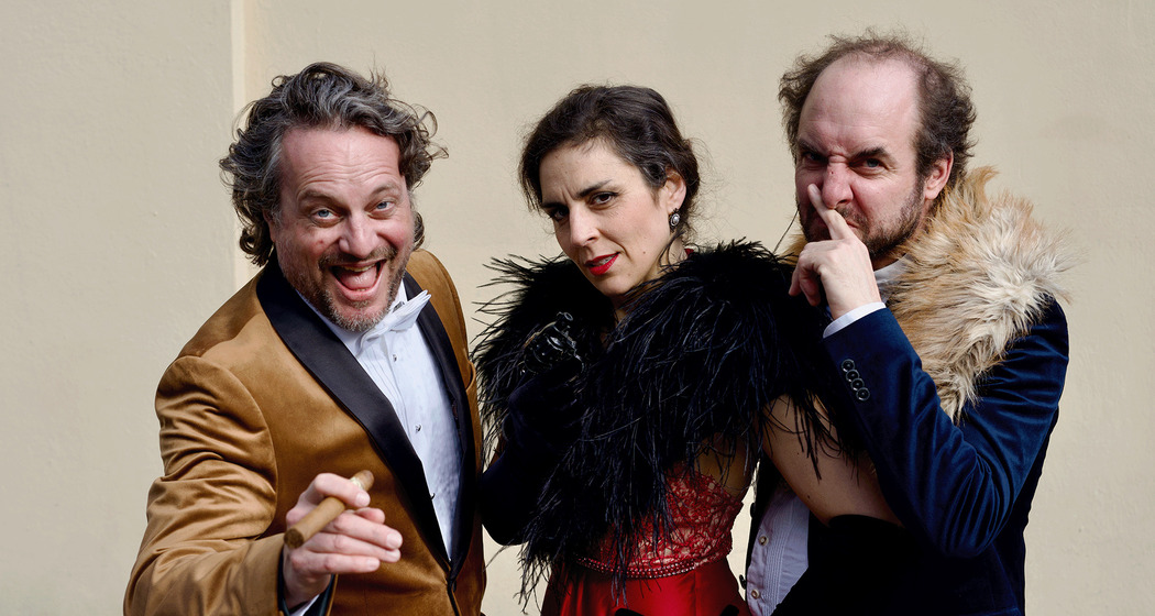 «Grandhotel XY ungelöst» und „The Bear“ von William Walton (Extravaganza in one) (gdl_924720054_image)