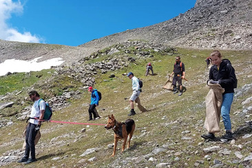 Clean Up Day Lenzerheide (gdl_924894460_image)
