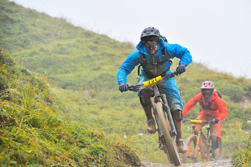 Bike: Mondraker Enduro Team - 10 Jahres Jubiläum (gdl_925006206_image)
