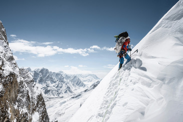 Talk with professional alpinist Roger Schäli (gdl_925232519_image)