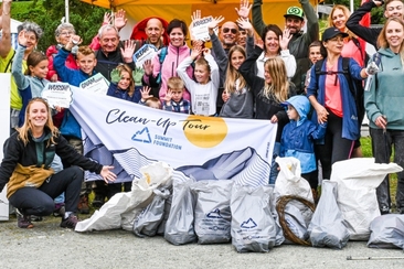 Clean-up specie neofite invasive (gdl_925986823_image)