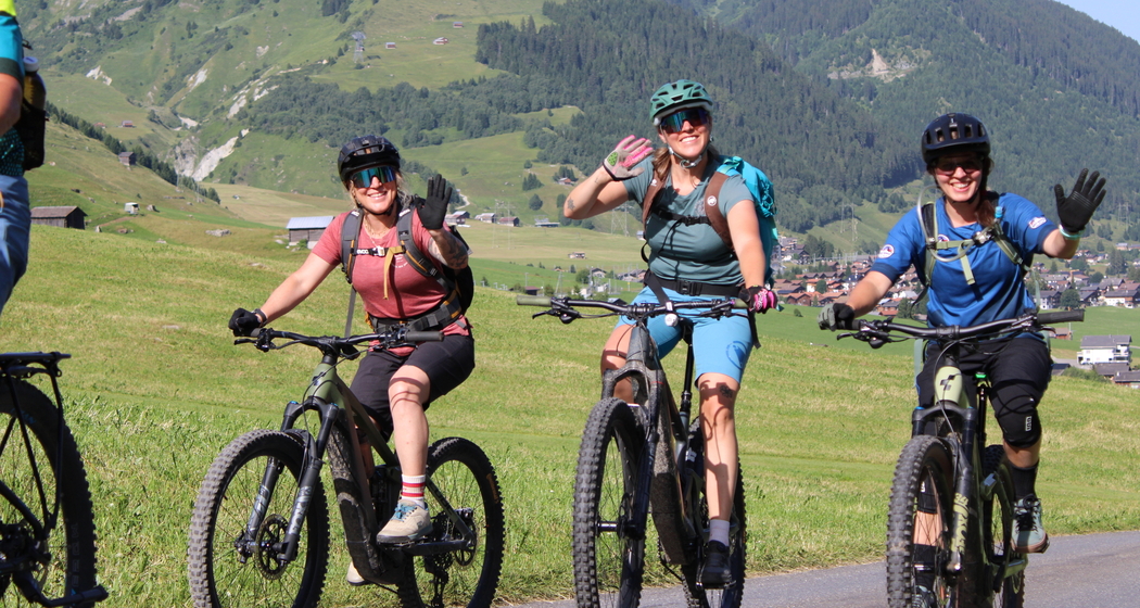 las ciclistas - Sedrun (gdl_926453960_image)