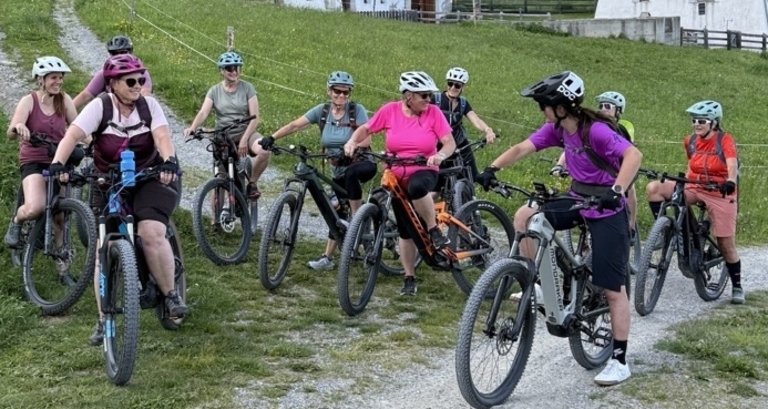 Ciclistas am Mittwoch, E-Bike Fahrtechniktraining mit anschliessendem Ride out (gdl_926474279_image)