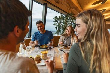 Gipfel z'Nacht (gdl_927303115_image)