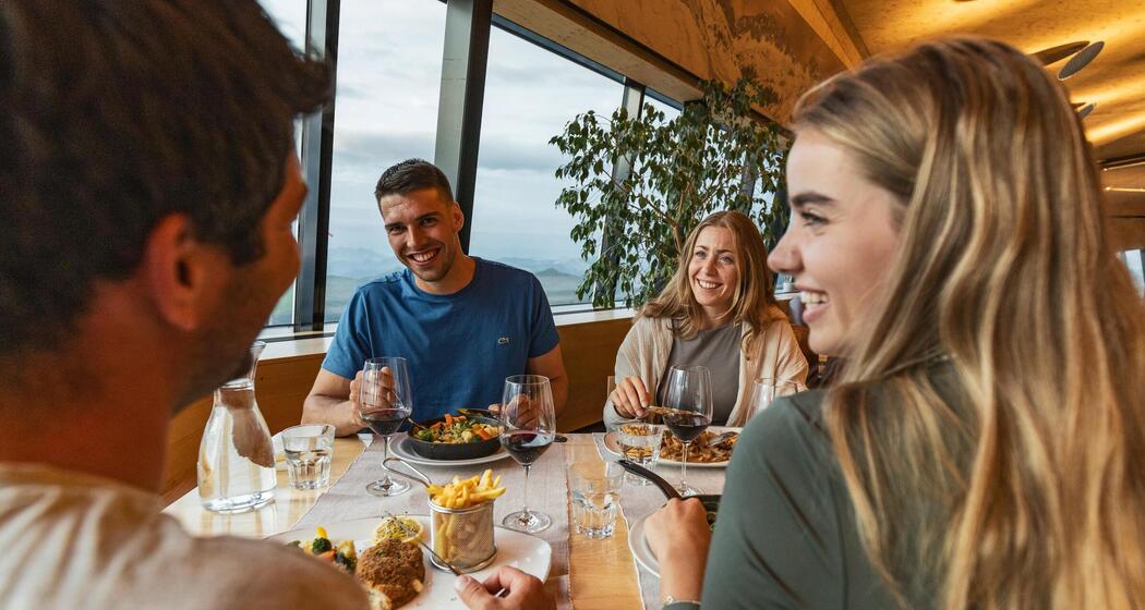 Gipfel z'Nacht (gdl_927303115_image)