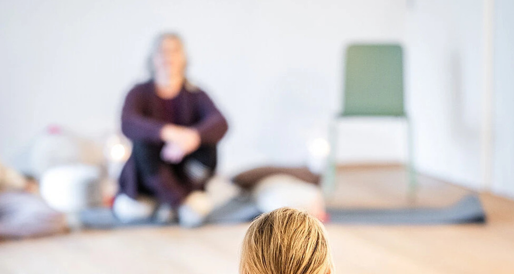 Achtsamkeit und Selbstmitgefühl in der Therapie 2026 (gdl_927316170_image)