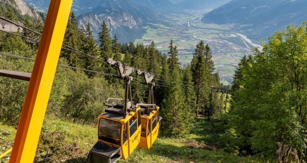Sonnenaufgang auf dem Vilan (gdl_927607366_image)