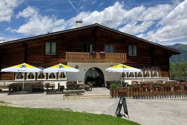 Oktoberfest in Obersaxen-Valata (gdl_928042280_image)