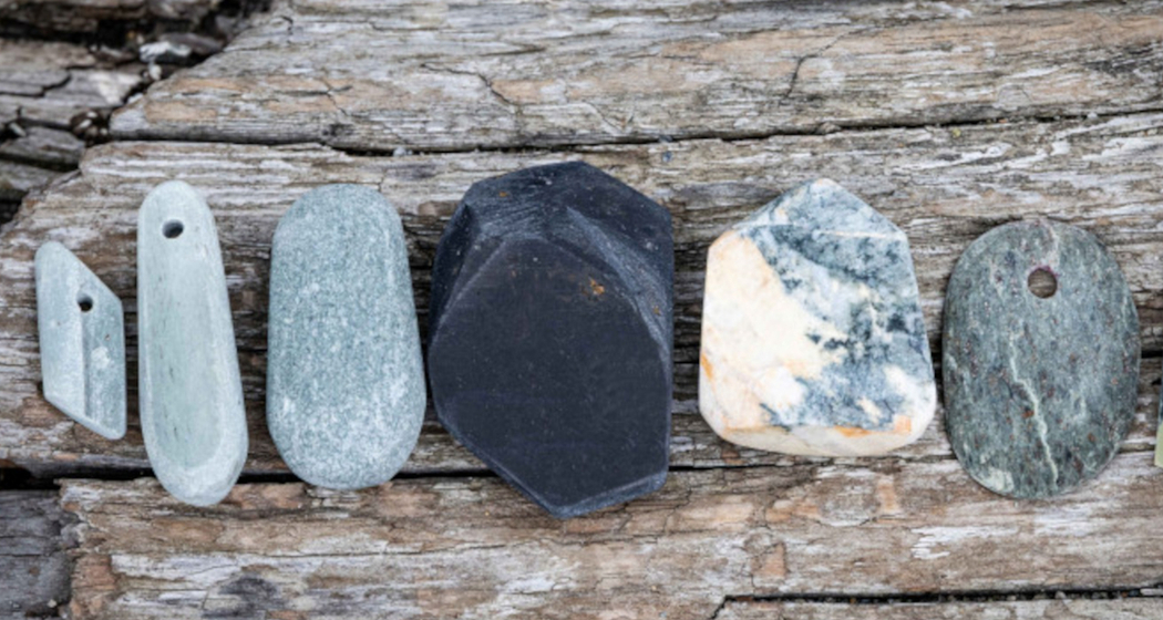 Naturerlebnis: Steine schleifen in der Rheinschlucht (gdl_928193184_image)