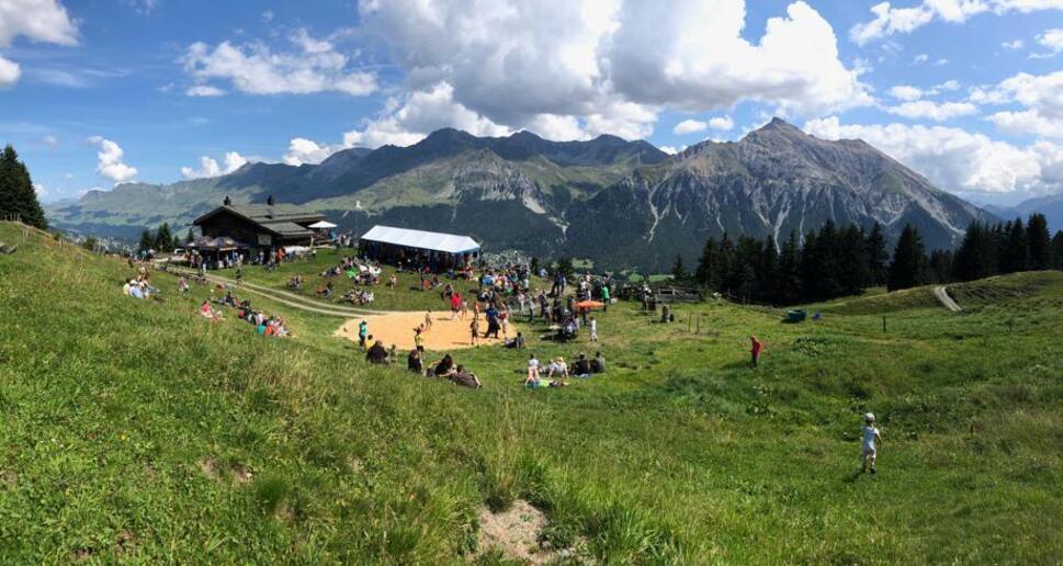 Clubschwingen auf der Alp Fops (gdl_928426828_image)