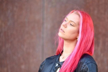 Concert with Soë Blue (gdl_928433287_image)