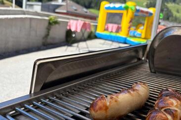 Sommer, Sonne, Krone-Grill – genussvolle Sonntage (gdl_928583397_image)