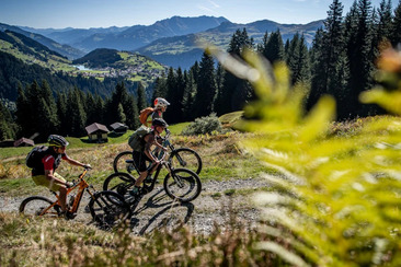 Brunch & Ride präsentiert von RENI SPORT und OAKLEY in Brigels (gdl_932081669_image)