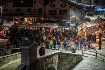 Weihnachtsmarkt Savognin (gdl_932943951_image)
