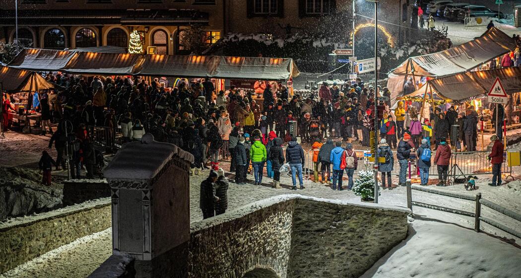 Weihnachtsmarkt Savognin (gdl_932943951_image)