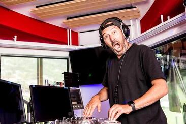 Summer beats mit DJ Lindner (gdl_934856864_image)