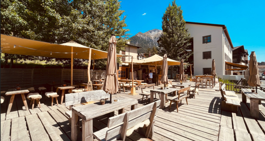 Hütte