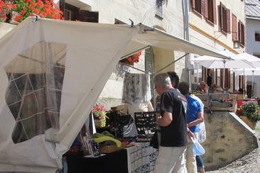 Guarda a