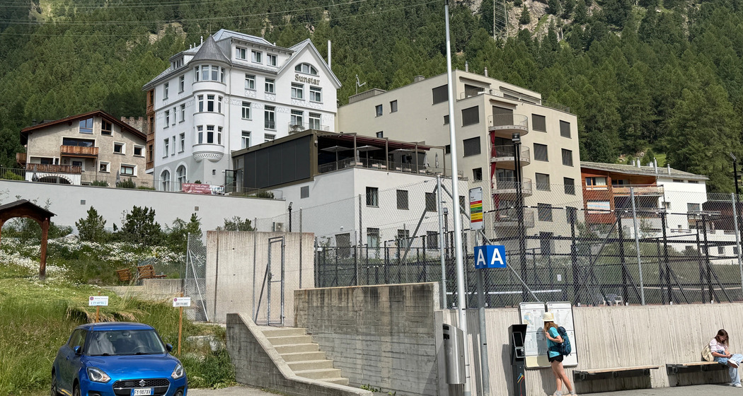 Aussenansicht Hotel Sunstar Pontresina