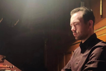 Organist Nikita Morozov
