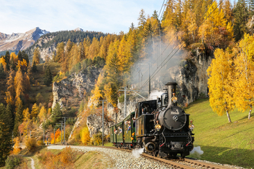 Dampfzug Heidi unterwegs im Albulatal (1)