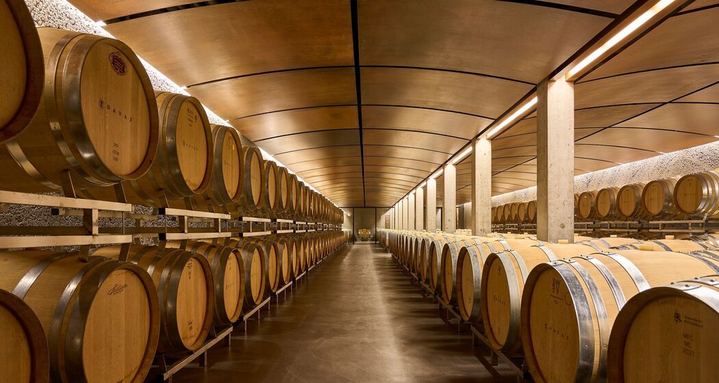 Wine cellar Davaz Winery © Weingut Davaz