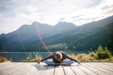 Yoga am Mittwochabend mit Sonja von Gunten