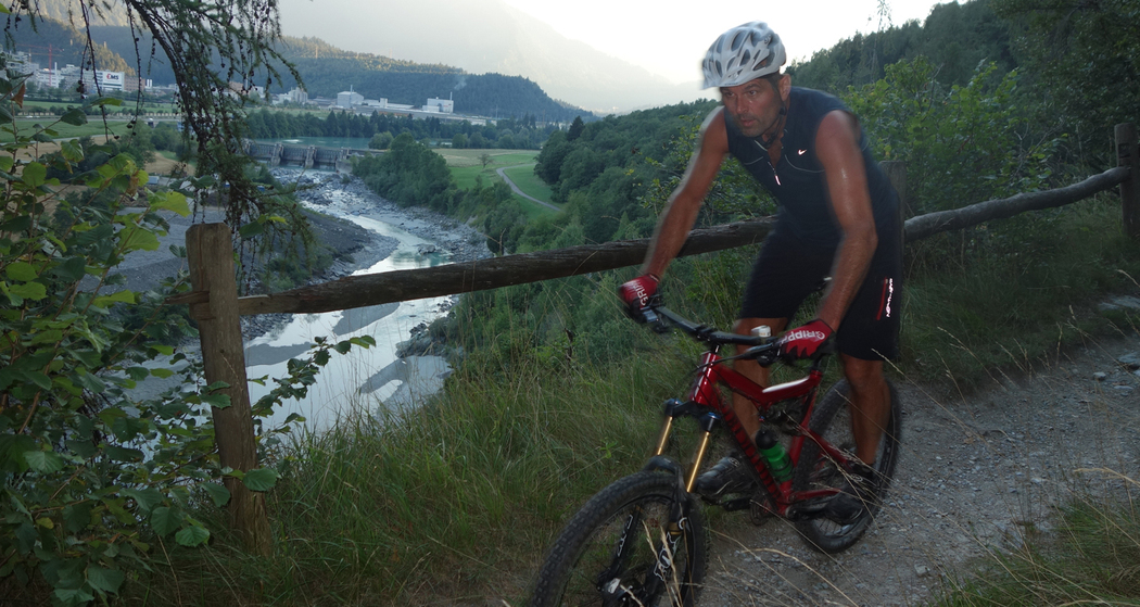 Trail mit Blick auf den Rhein