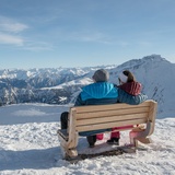 Bänkli auf Aussichtspunkt mit Aussicht