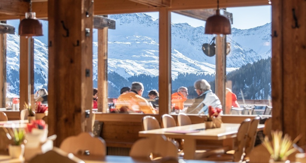 Pradaschier Bergrestaurant Winter Innen