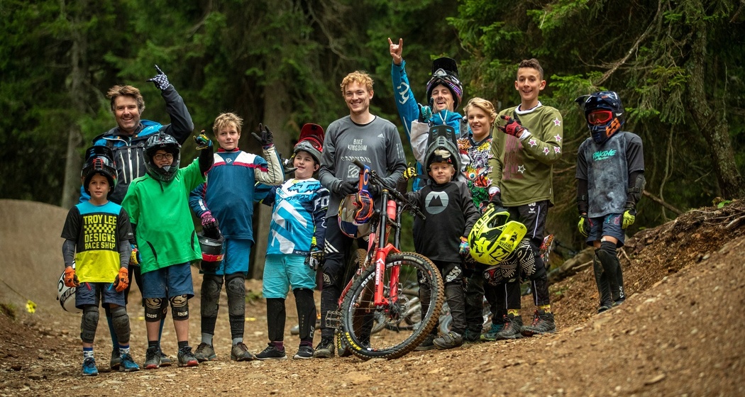 Thomas Genon mit Bikepark Kids