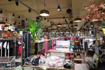 Metro Boutique
