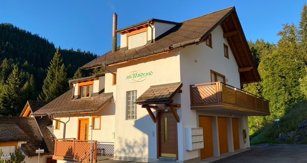Wohnung am Waldrand (CharmingStay)
