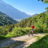 Unterwegs auf dem Polenweg oberhalb der Alpenstadt Chur