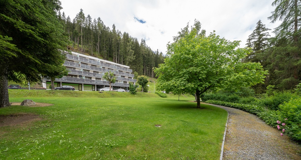 img_y2n-w7v_igaee_y2w