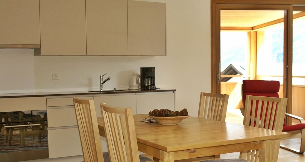 Küche mit Essbereich