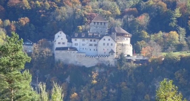 Fürst von und zu Liechtenstein