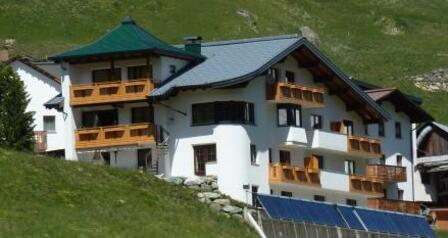 img_y2n-w7v_jdcaj_y2w