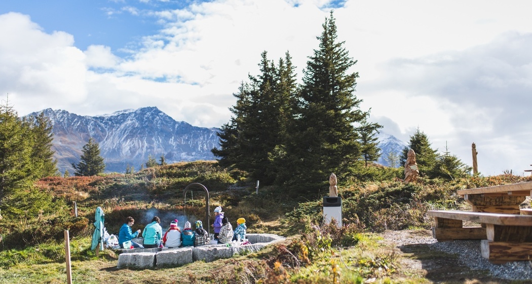 Wetterwicht-Platz mit Wirbelwind Grillstellen
