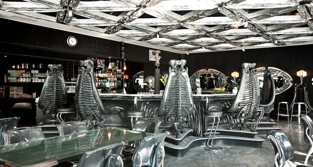 Giger Bar