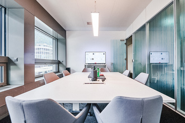 flexdesk_coworking_chur_sitzungszimmer_gleis1