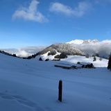 Der Winterwanderweg verläuft oberhalb der Loipe Fürggli