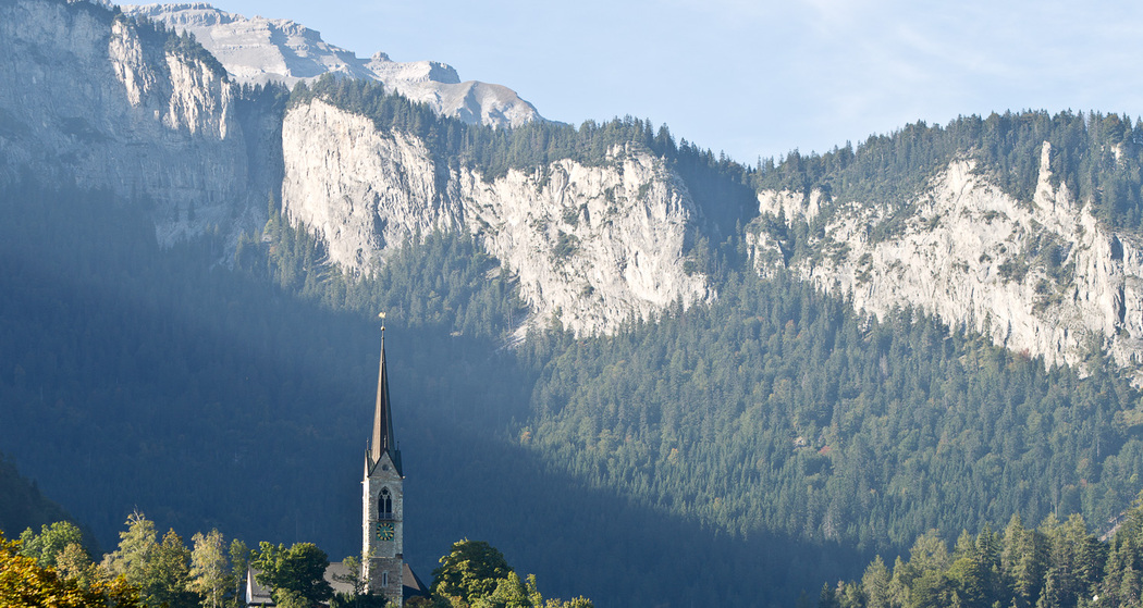 Tamins Dorf
