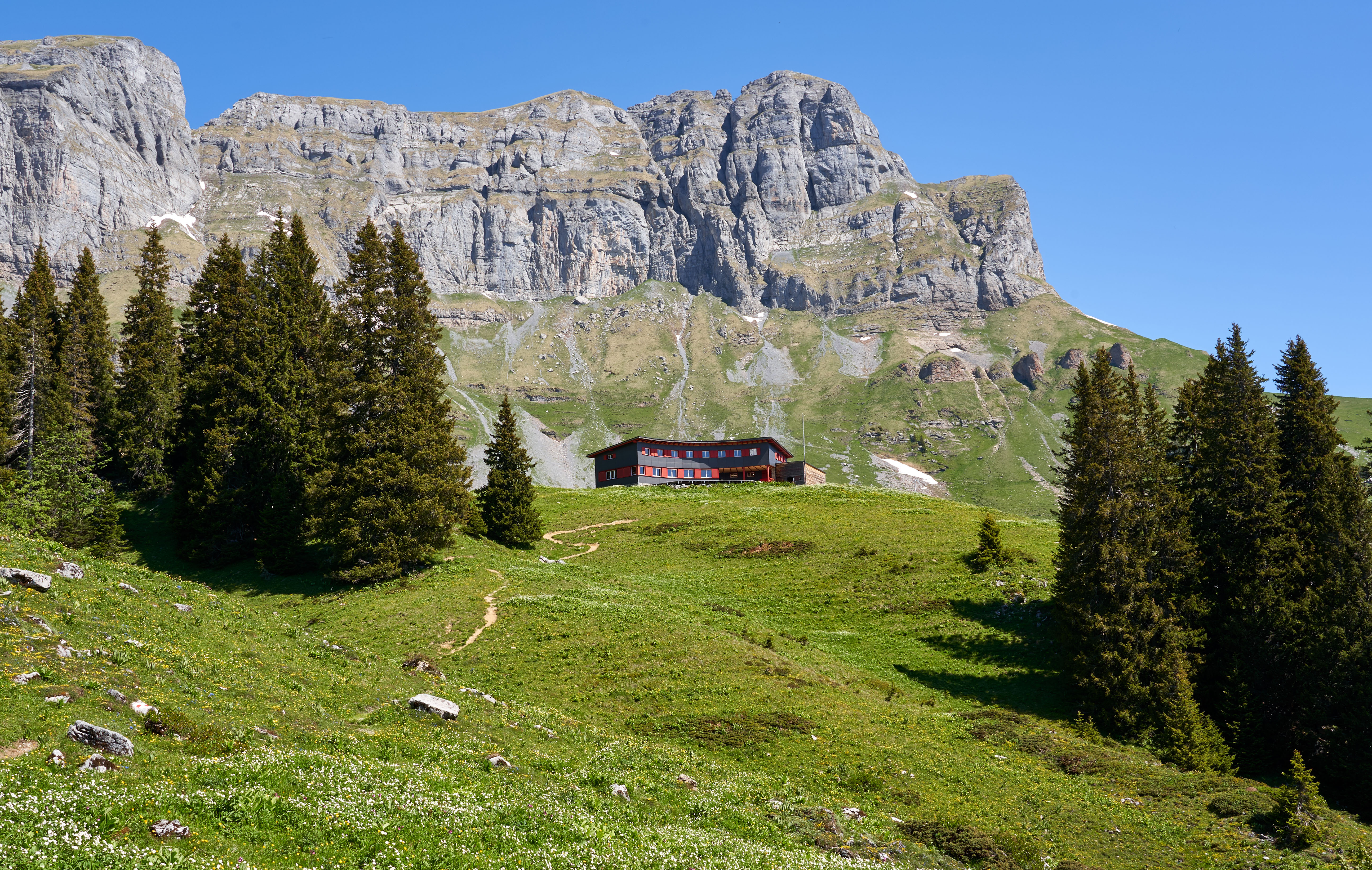 Berggasthaus Ortstockhaus, Braunwald (ctd_37f0972_summer)
