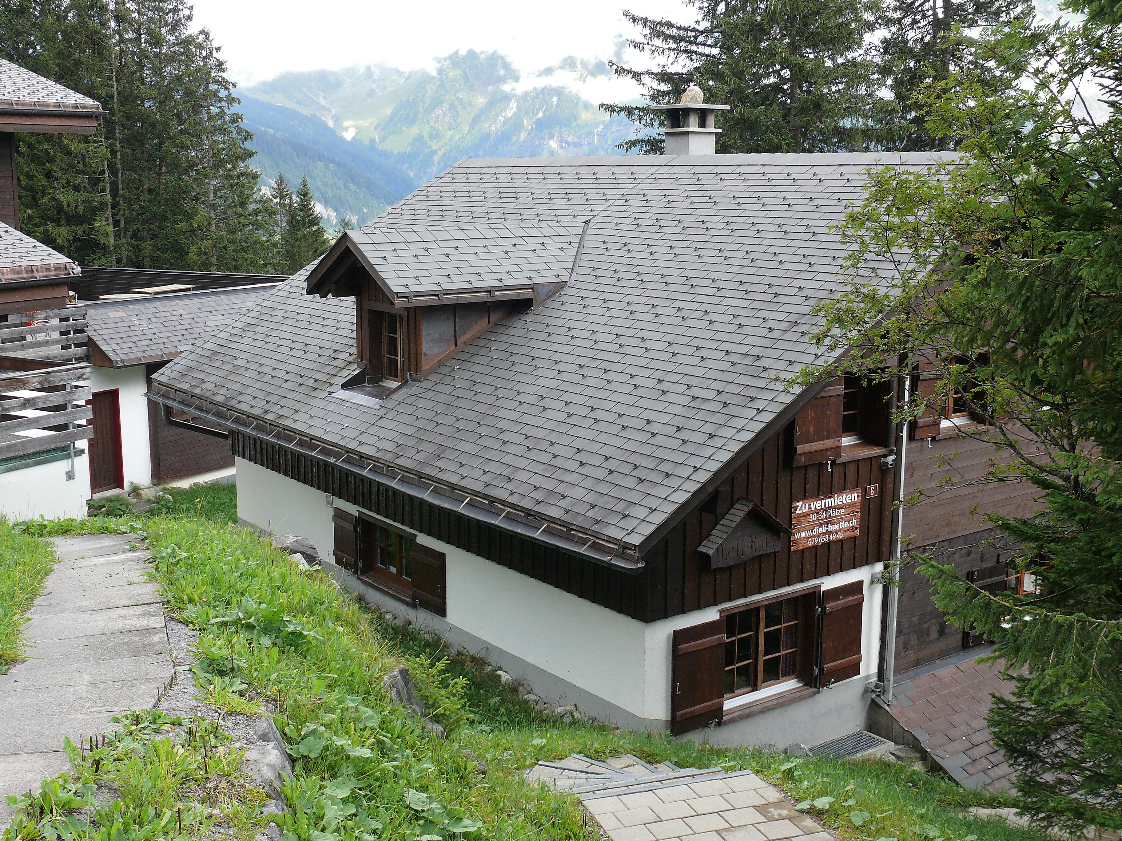 Dieli-Hütte, Elm